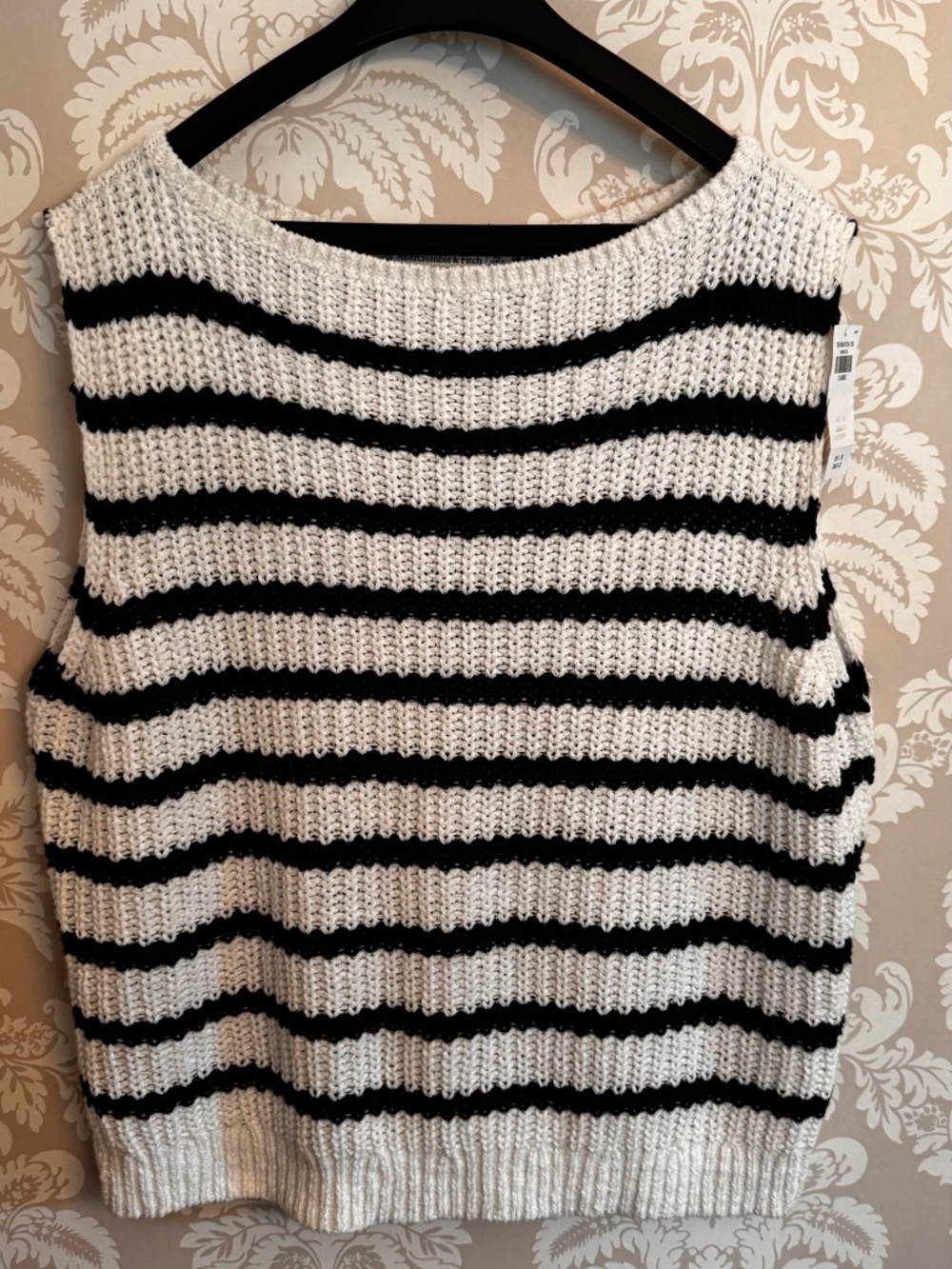 Abercrombie & Fitch Navy and White Striped sleeveless sweater